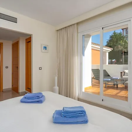 Appartement Cortijo Del Mar - Coral Nest By Interhome Estepona